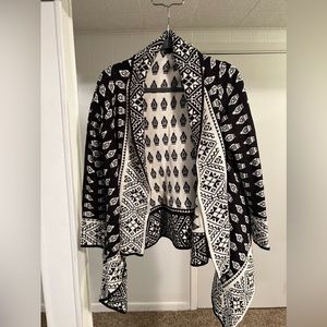 Romeo & Juliet Couture Cardigan